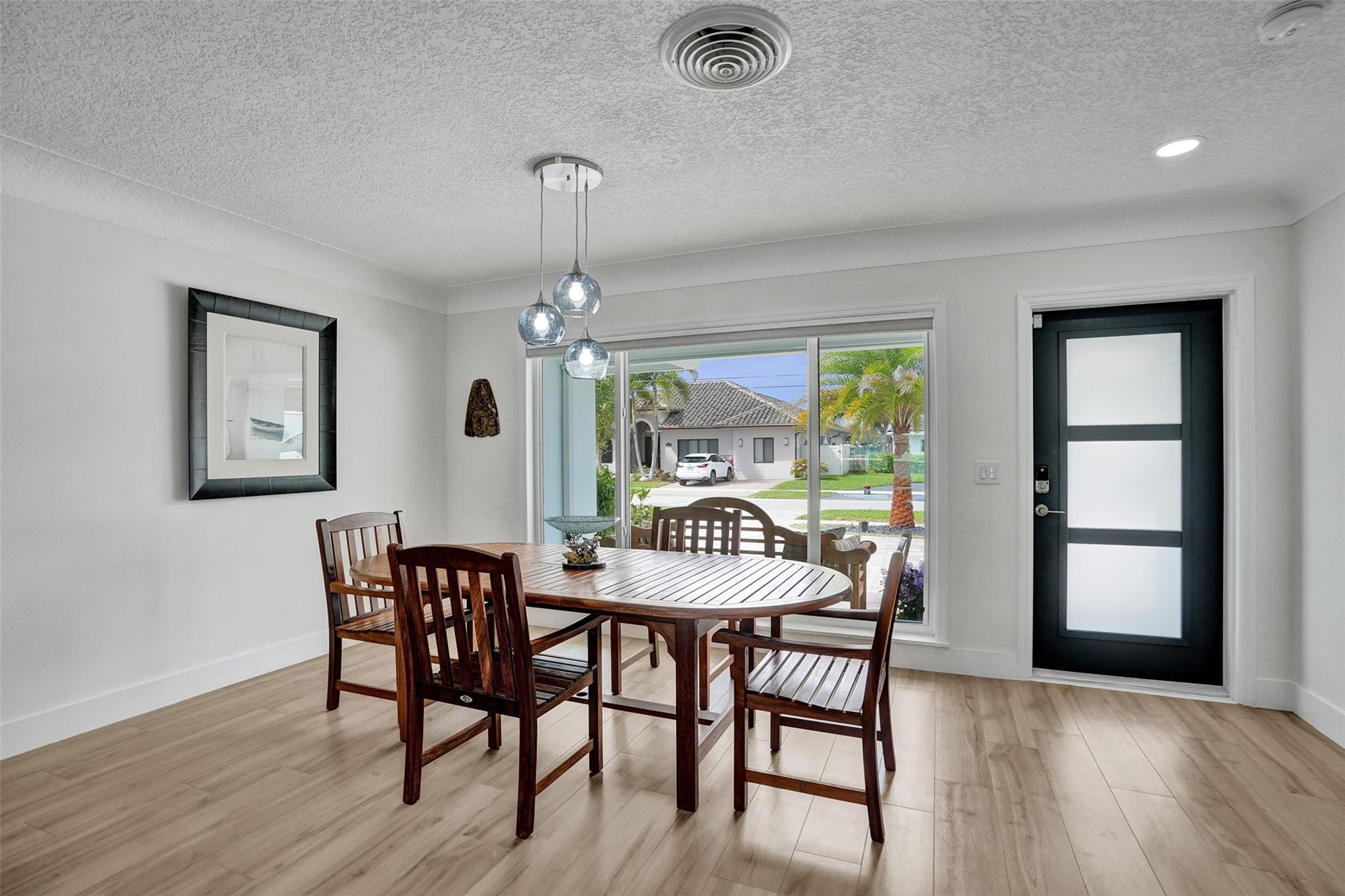 GARDEN ISLES - Residential