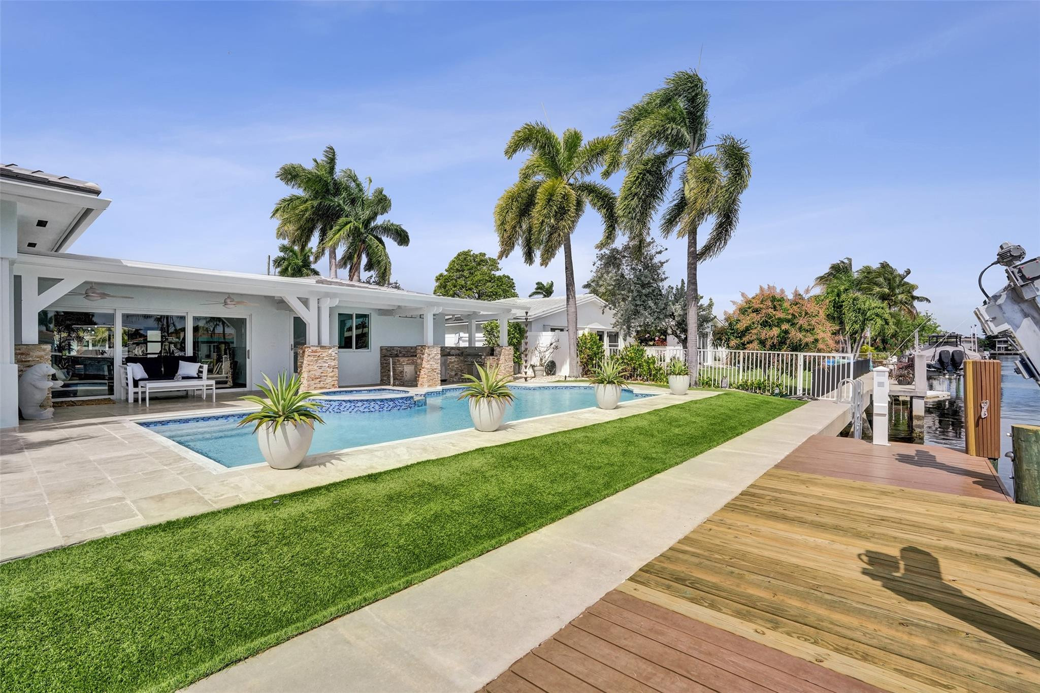 GARDEN ISLES - Residential