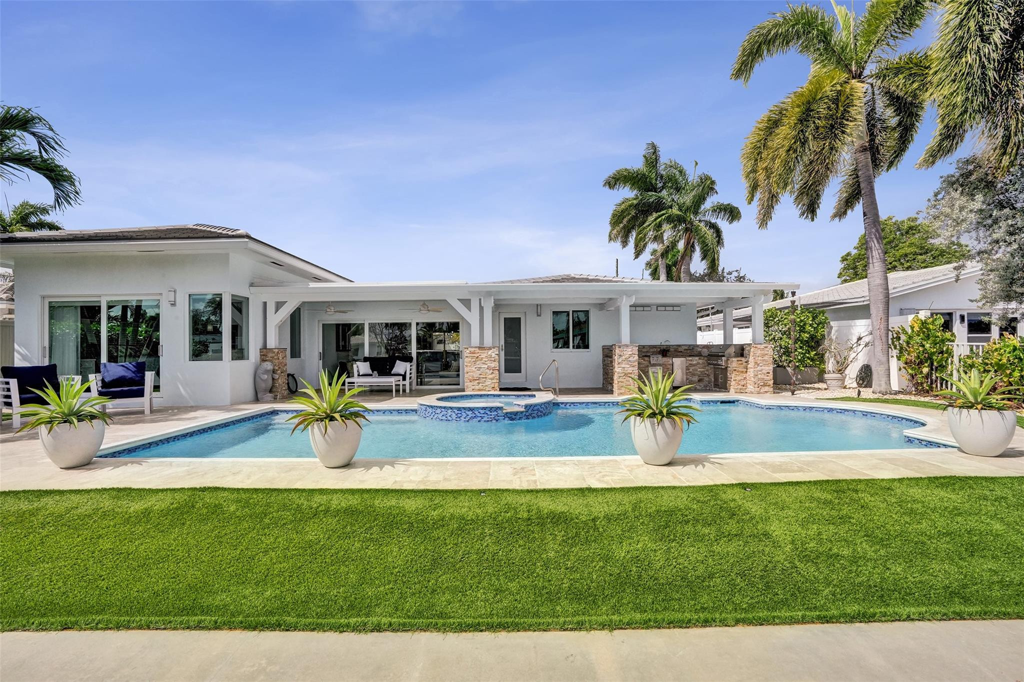 GARDEN ISLES - Residential