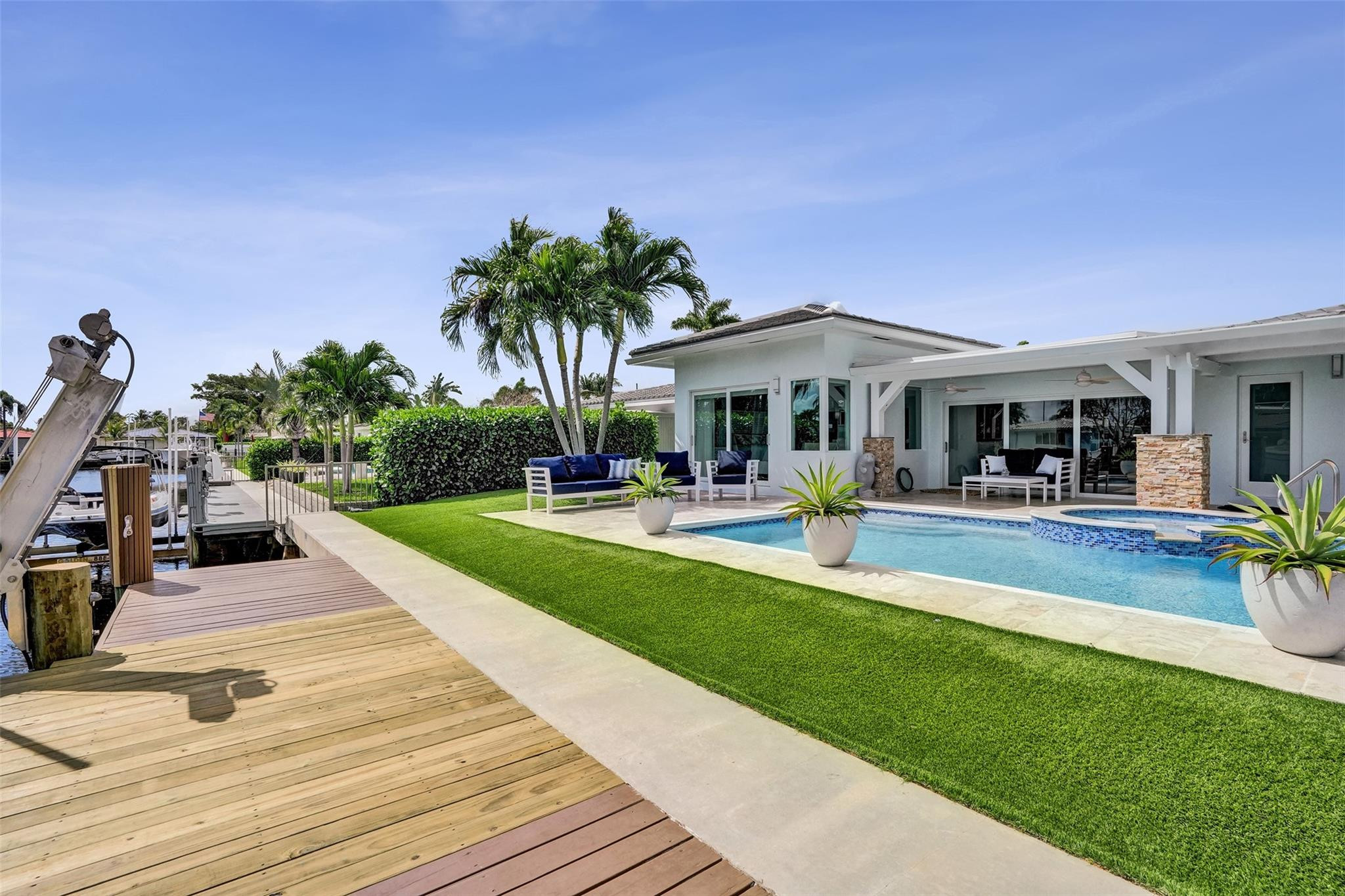 GARDEN ISLES - Residential