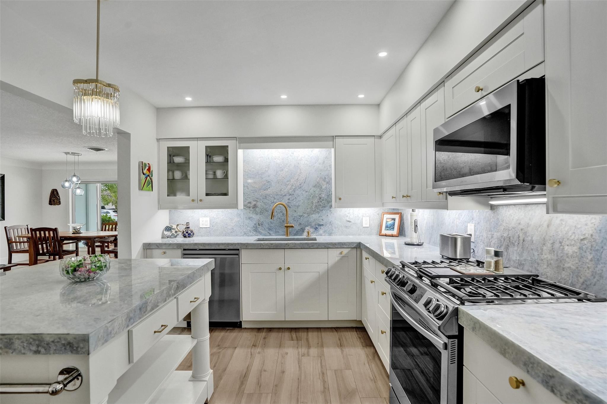 GARDEN ISLES - Residential