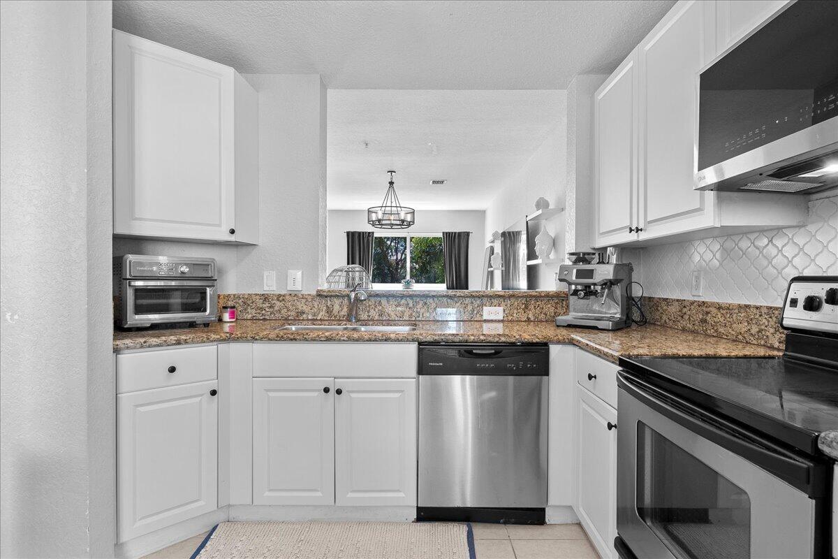 1403 Coastal Bay Boulevard