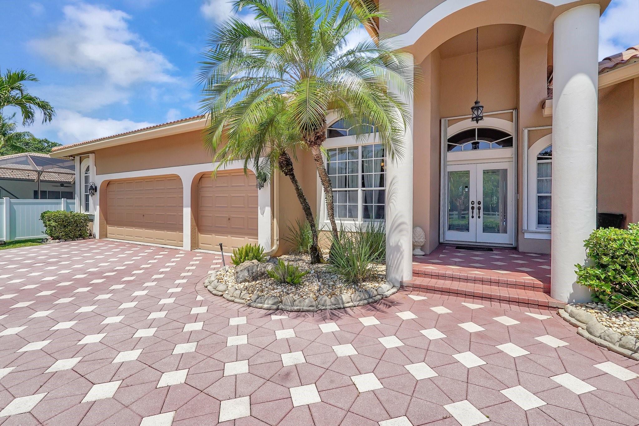 3740 NW 89th Way