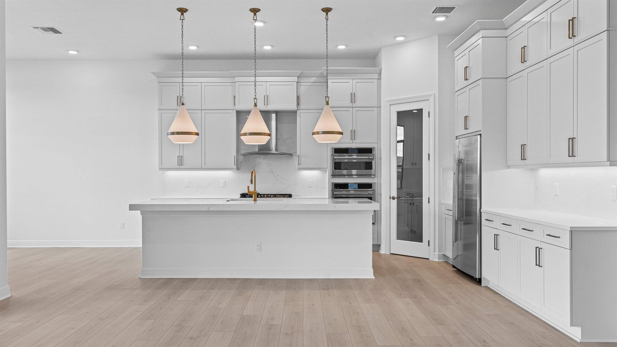 CRESSWIND PALM BEACH - Residential