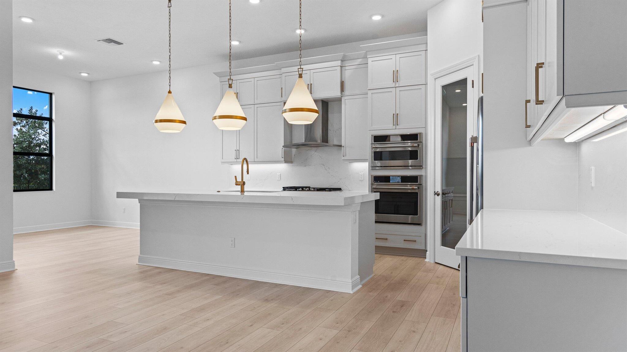 CRESSWIND PALM BEACH - Residential