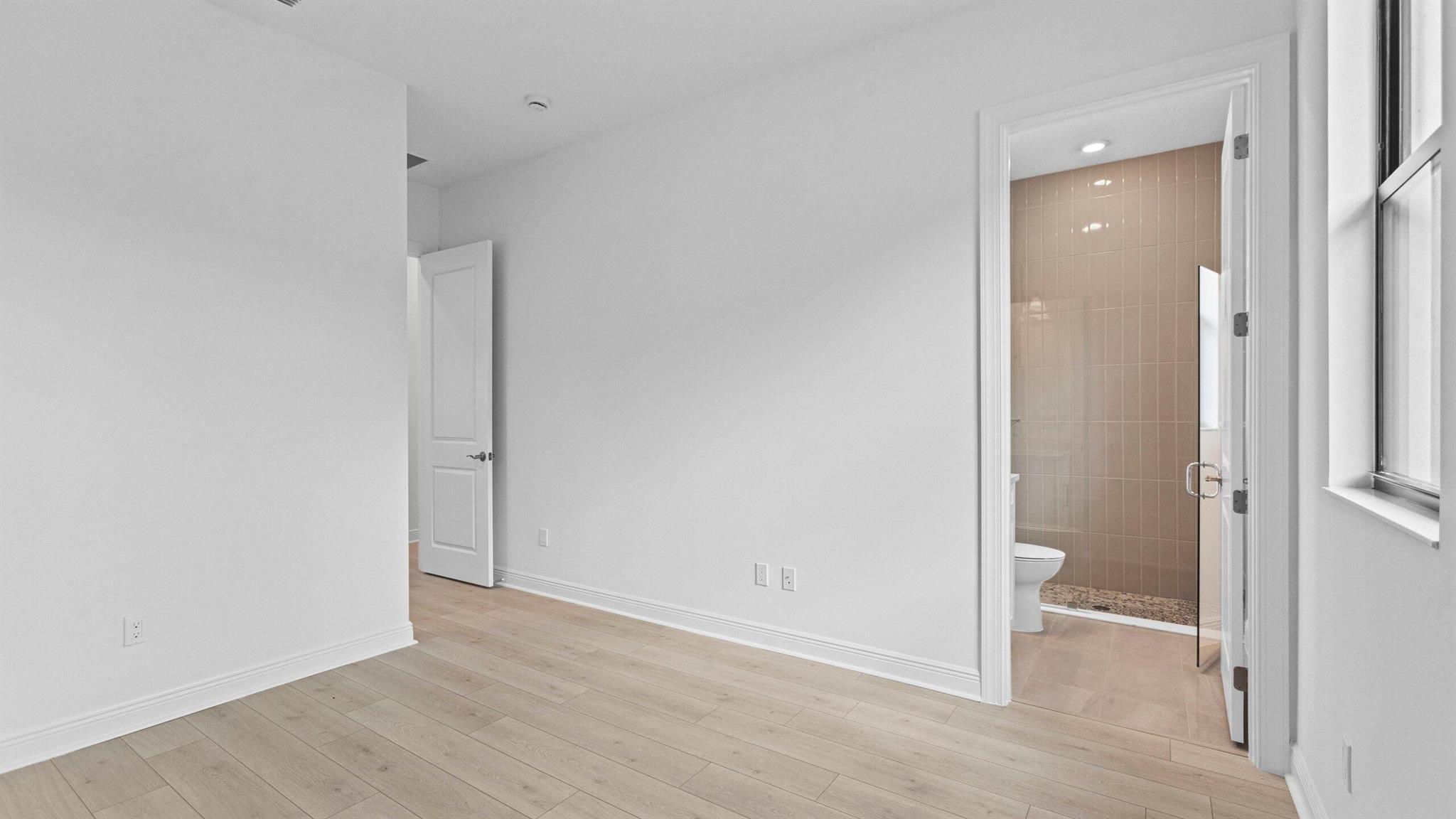 CRESSWIND PALM BEACH - Residential