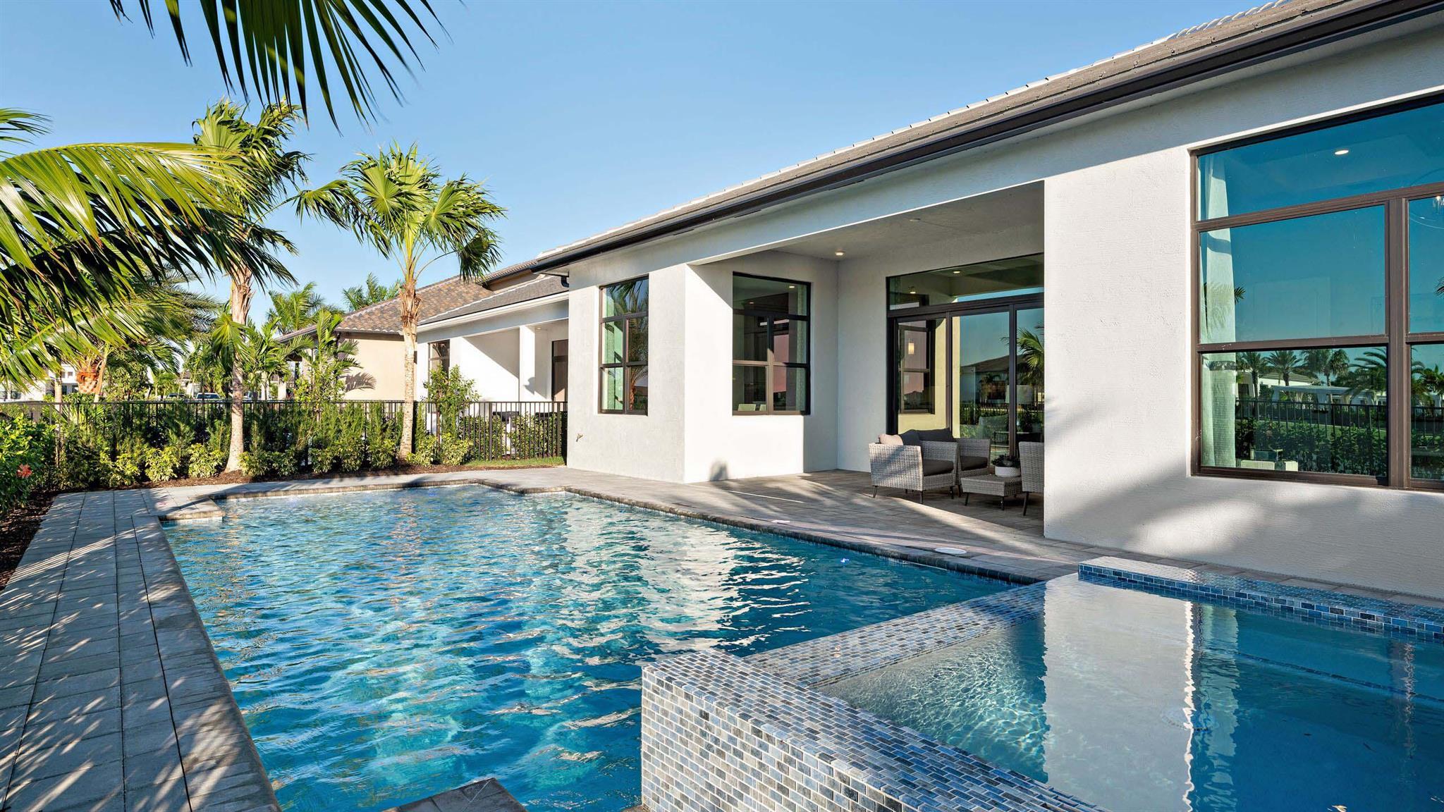 CRESSWIND PALM BEACH - Residential