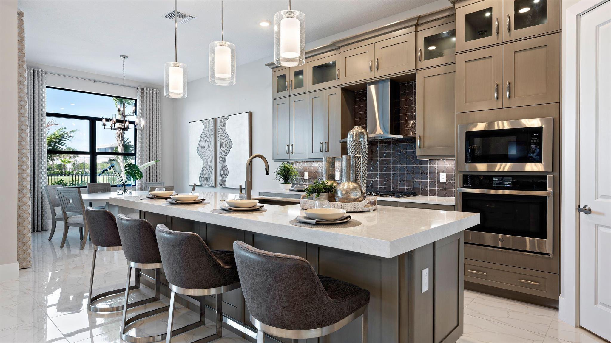 CRESSWIND PALM BEACH - Residential