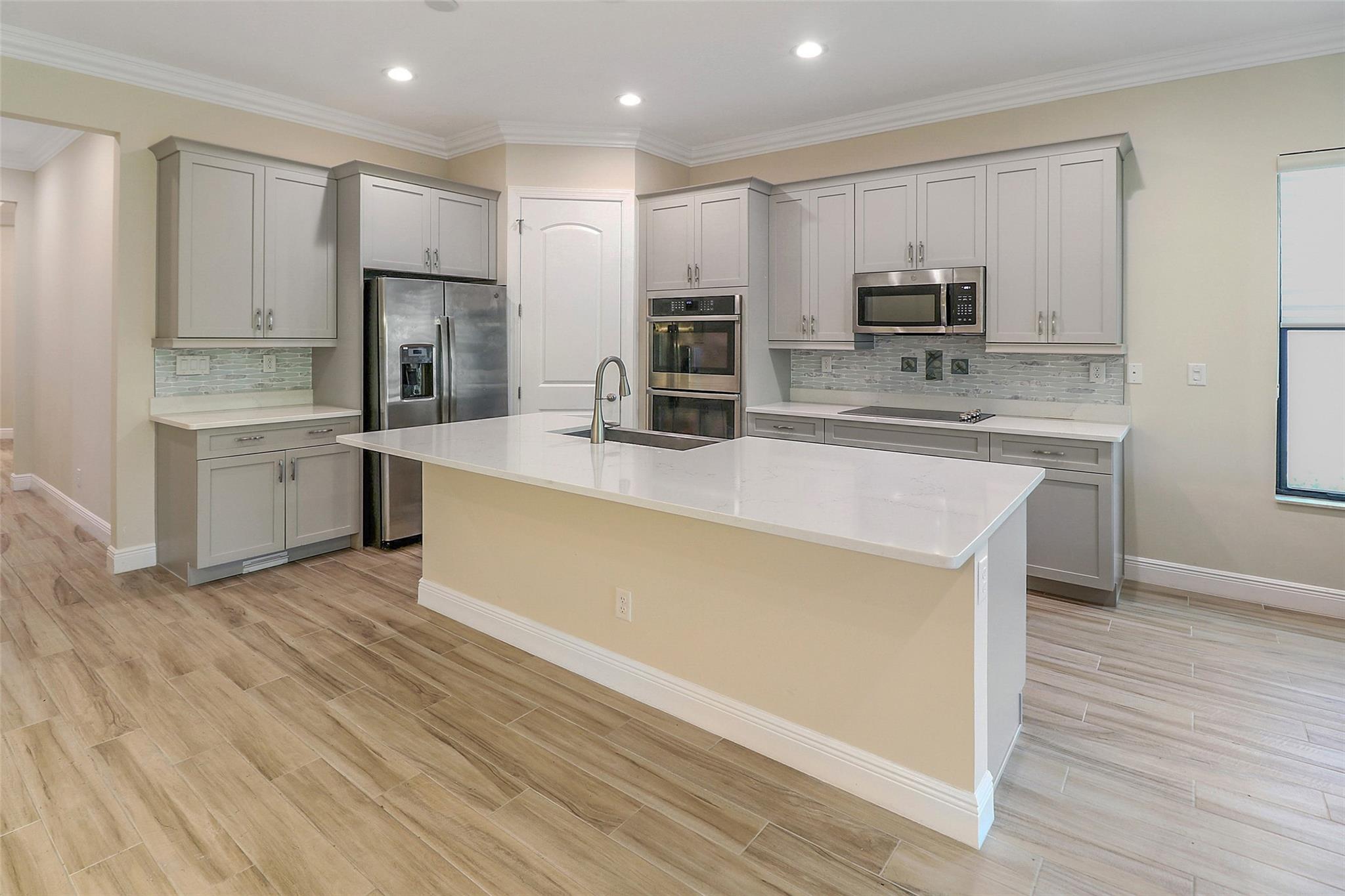 Coral Lago - Residential