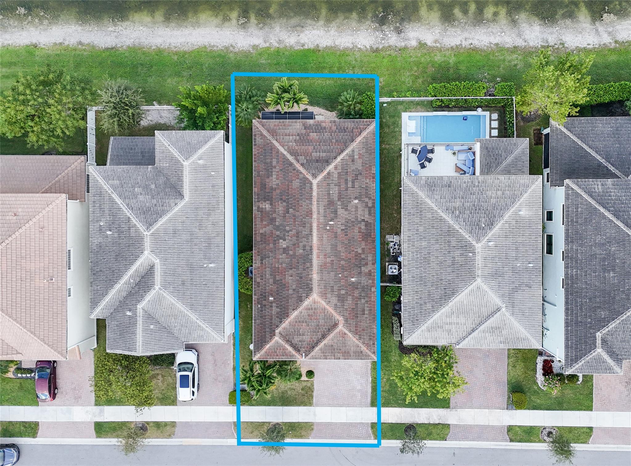 Coral Lago - Residential