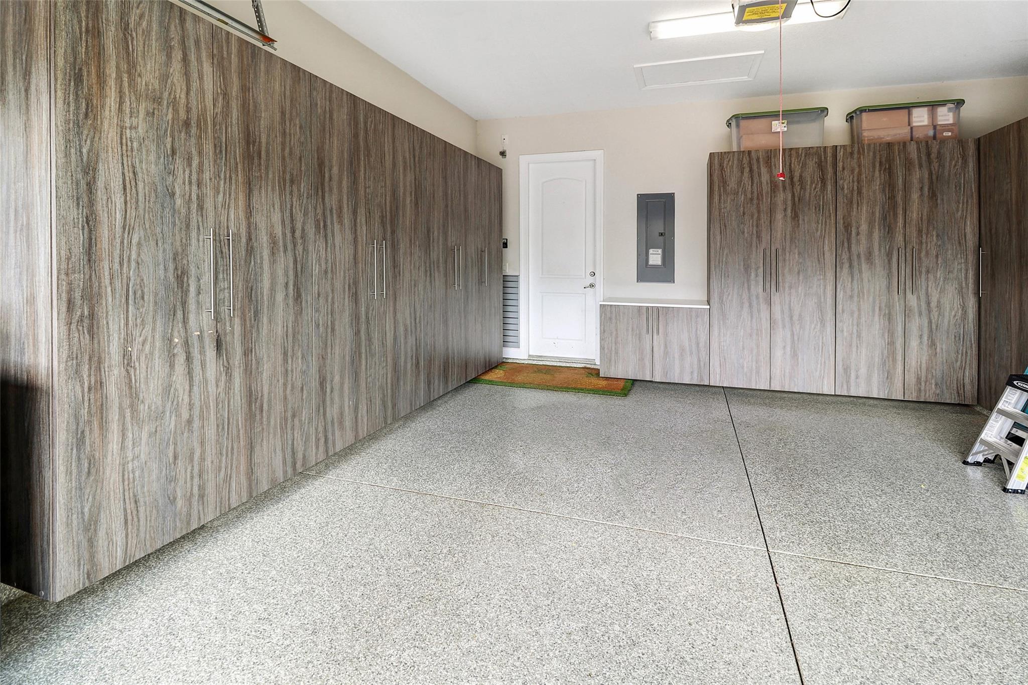 Coral Lago - Residential