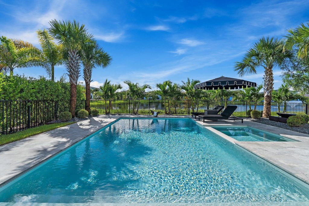 Photo of 12636 Solana Bay Circle, Palm Beach Gardens, FL 33412 (MLS # R11127930)