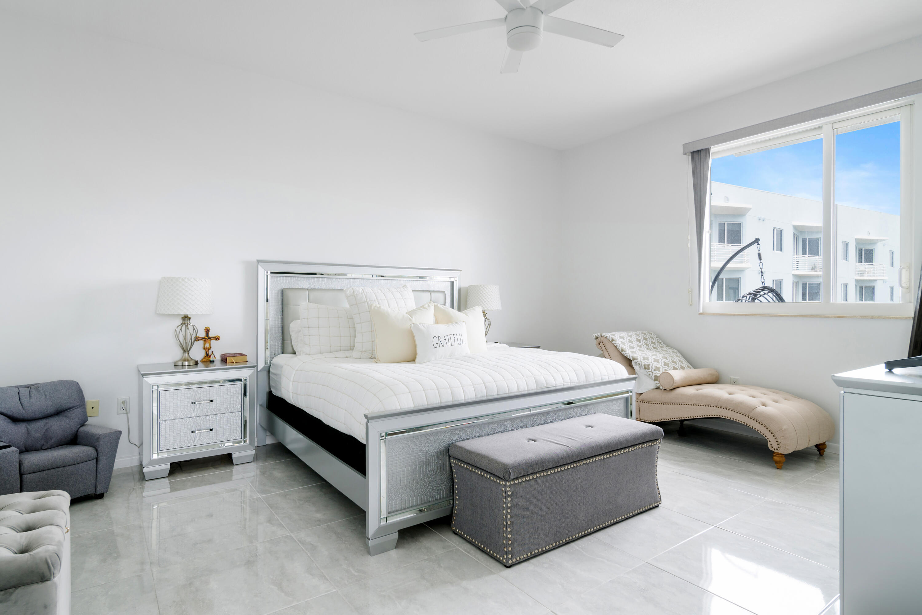 SLADE CONDO - Residential Lease