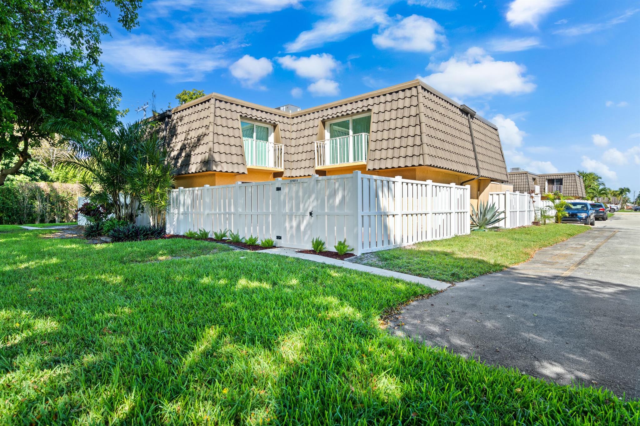 BOCA RANCHO 2 - Residential Lease