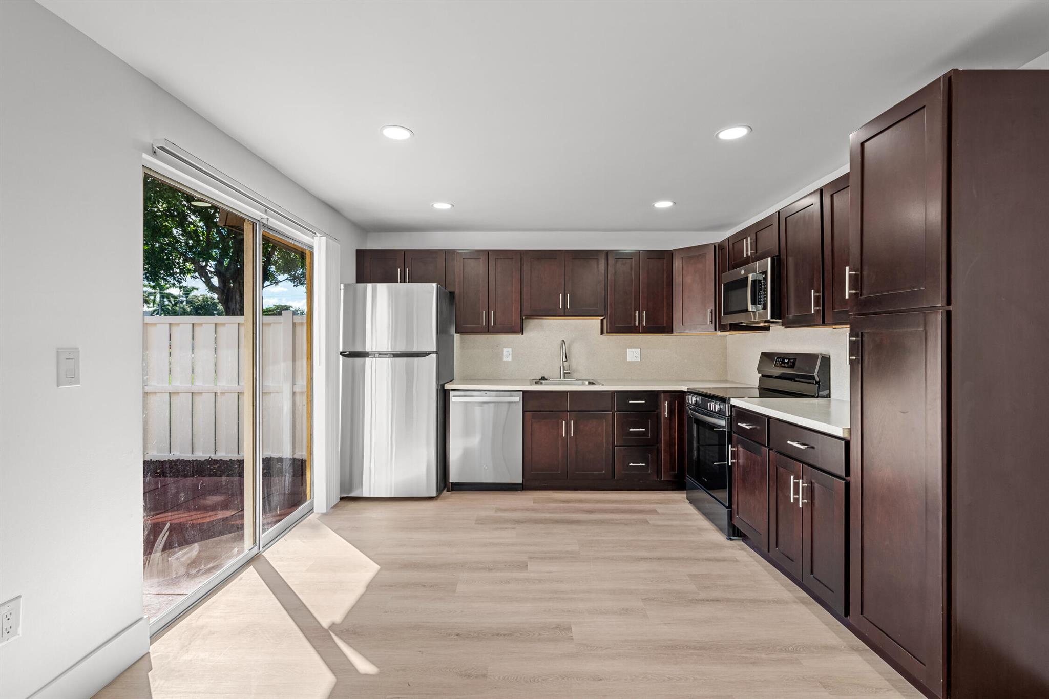 BOCA RANCHO 2 - Residential Lease