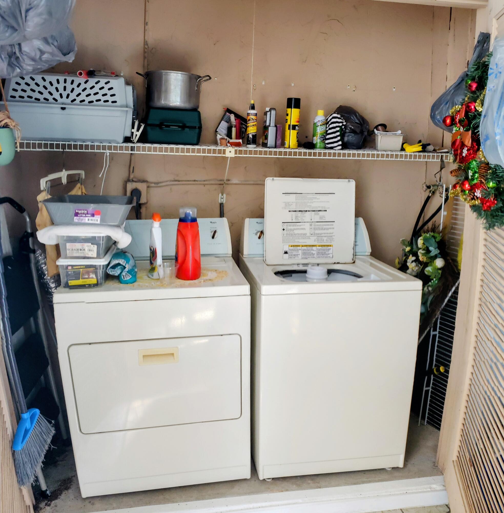 116 Golden Lakes Boulevard