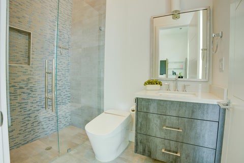 Tiny photo for 2801 NE 36th Street, Lighthouse Point, FL 33064 (MLS # B26032457)