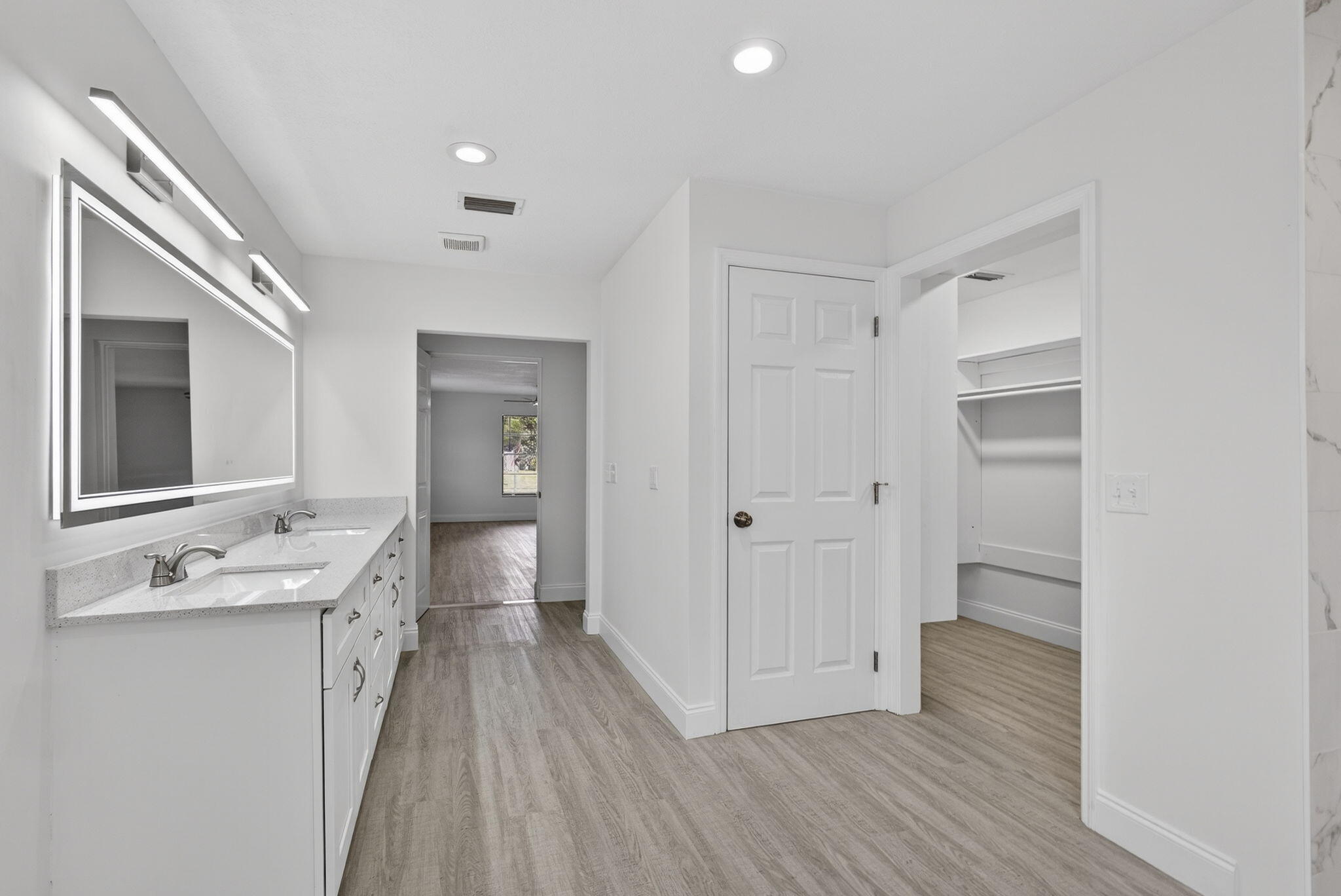 LA MANCHA - Residential