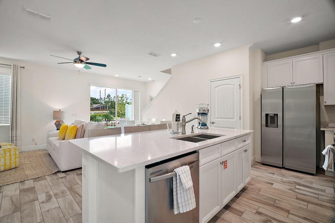 ROLLING OAKS PH 7 - Residential