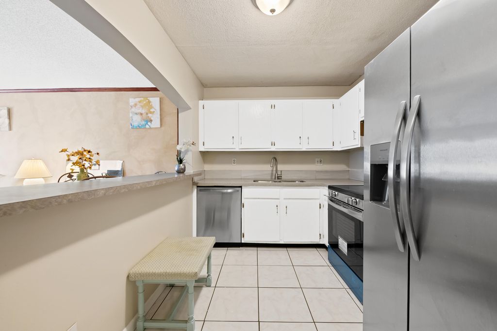 Photo of 4278 NW 89th Avenue #204, Coral Springs, FL 33065 (MLS # B26016521)