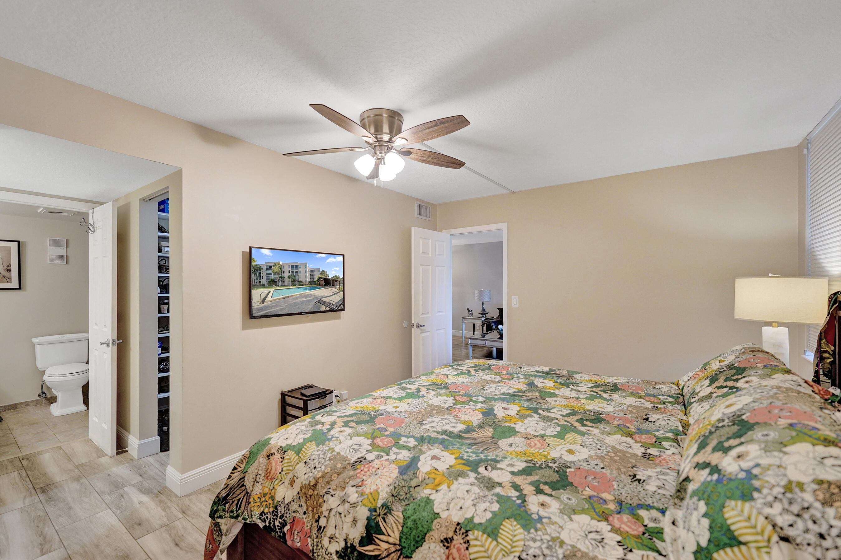 SABAL PALM CONDOS - Residential