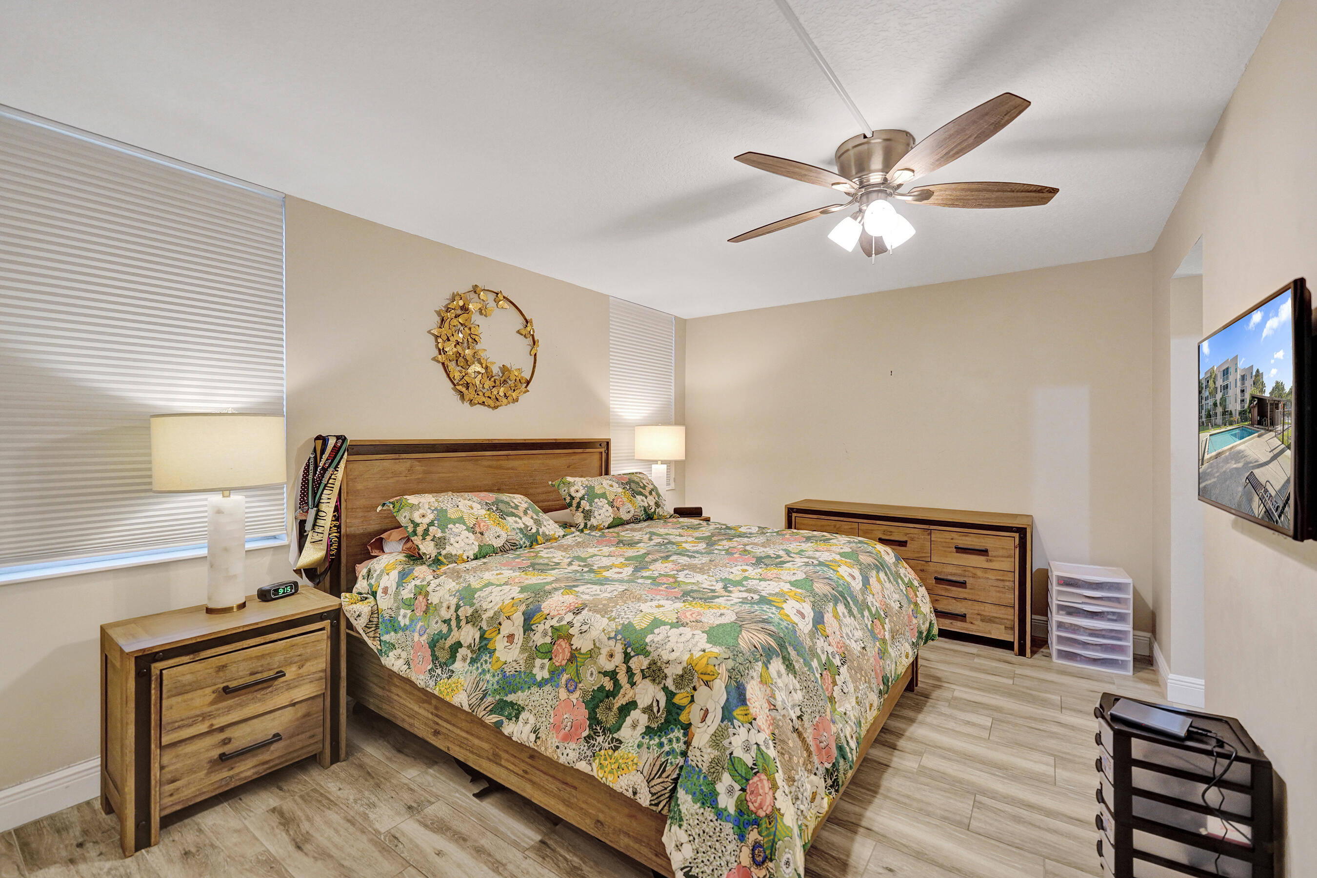 SABAL PALM CONDOS - Residential