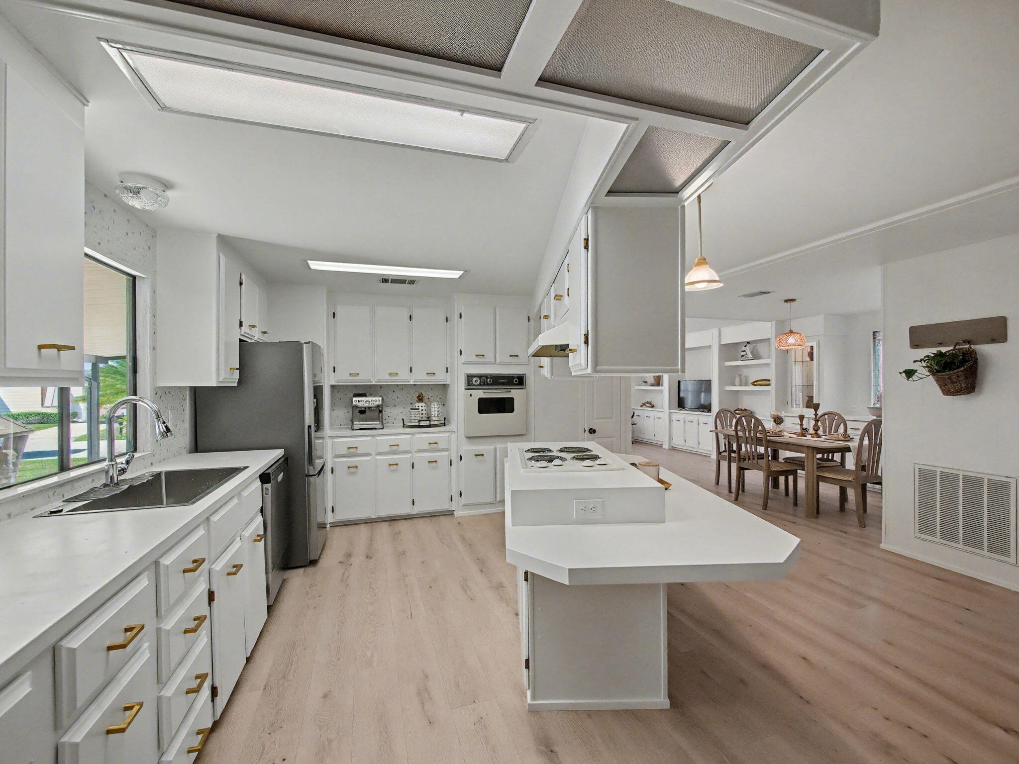 CAMBRIDGE AT HERITAGE RIDGE - Residential