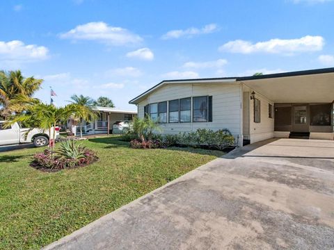 7843 SE Saratoga Drive Hobe Sound FL 33455
