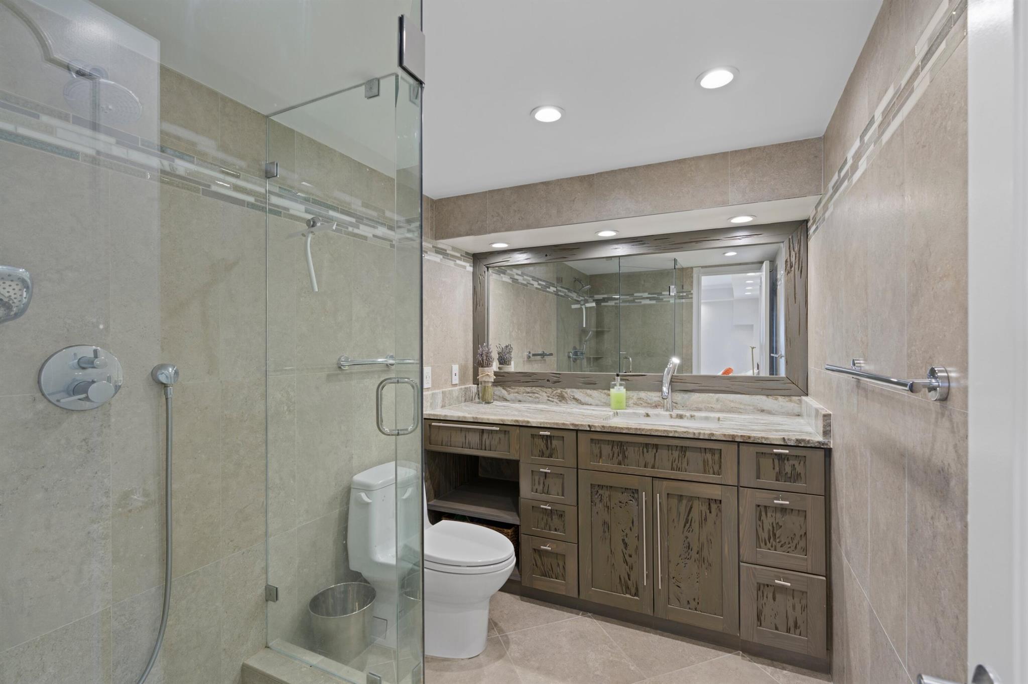 NEWTH GARDENS CONDO - Residential Lease