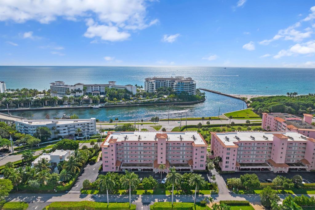 Photo of 1001 E Camino Real 2030 Real #2030, Boca Raton, FL 33432 (MLS # R11078964)