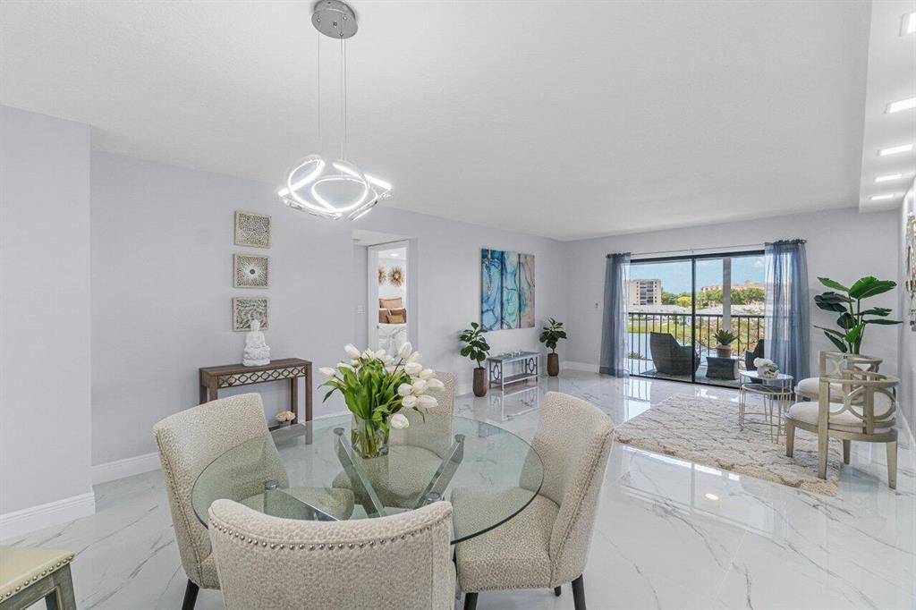 HUNTINGTON LAKES SEC TWO - Residential