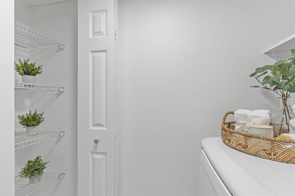 HUNTINGTON LAKES SEC TWO - Residential