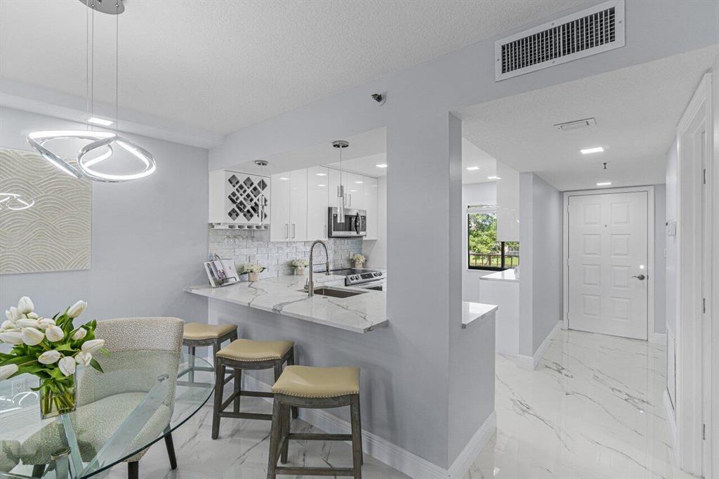 HUNTINGTON LAKES SEC TWO - Residential