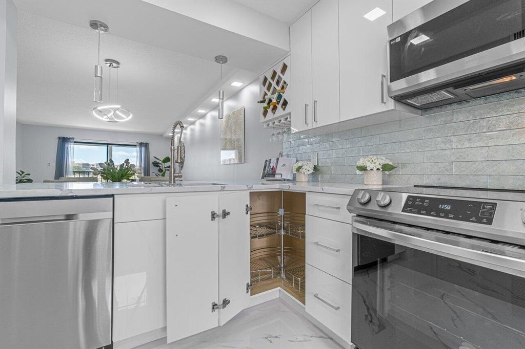 HUNTINGTON LAKES SEC TWO - Residential