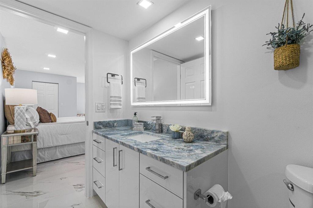 HUNTINGTON LAKES SEC TWO - Residential