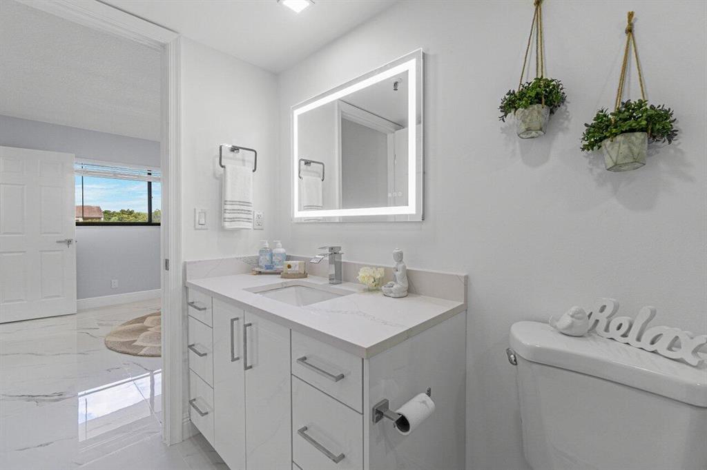 HUNTINGTON LAKES SEC TWO - Residential