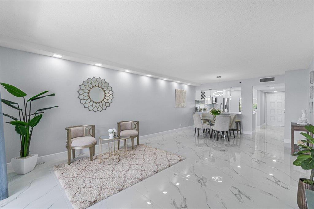 HUNTINGTON LAKES SEC TWO - Residential