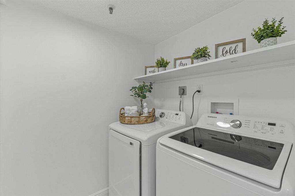 HUNTINGTON LAKES SEC TWO - Residential