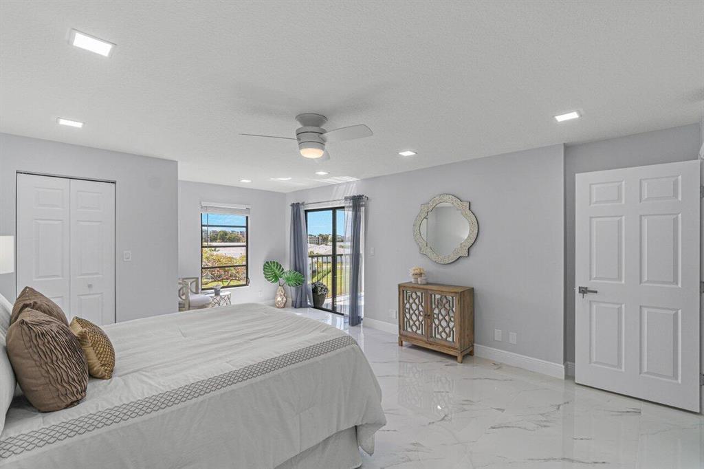 HUNTINGTON LAKES SEC TWO - Residential