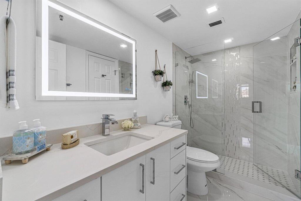 HUNTINGTON LAKES SEC TWO - Residential