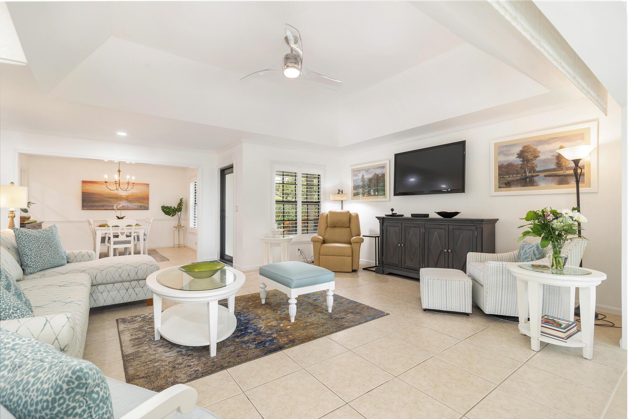TWELVE OAKS CONDO - Residential