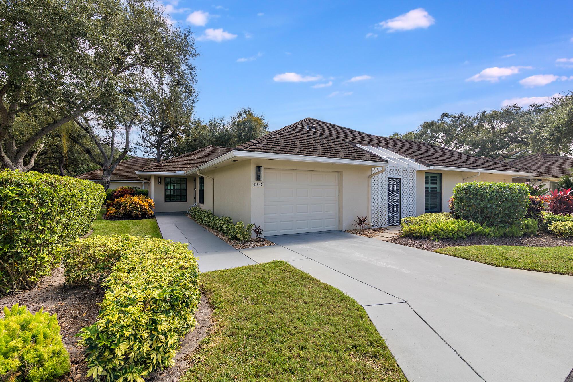 TWELVE OAKS CONDO - Residential