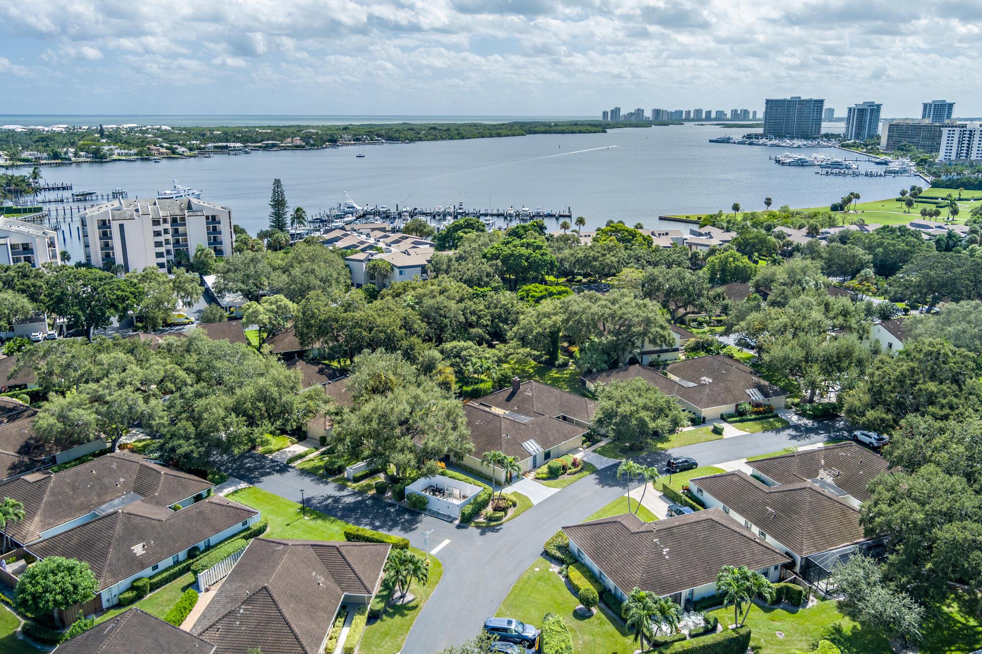 TWELVE OAKS CONDO - Residential
