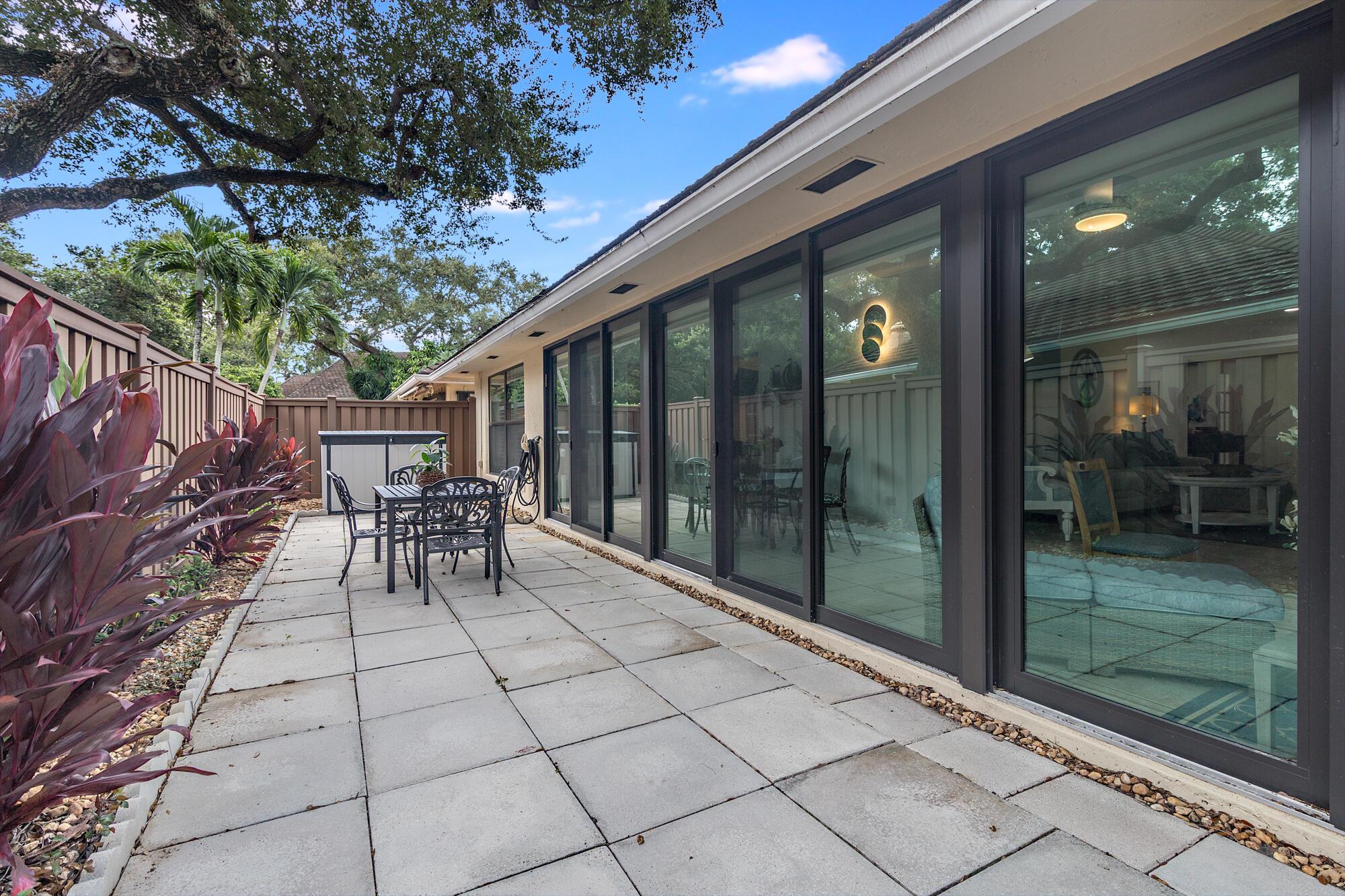 TWELVE OAKS CONDO - Residential