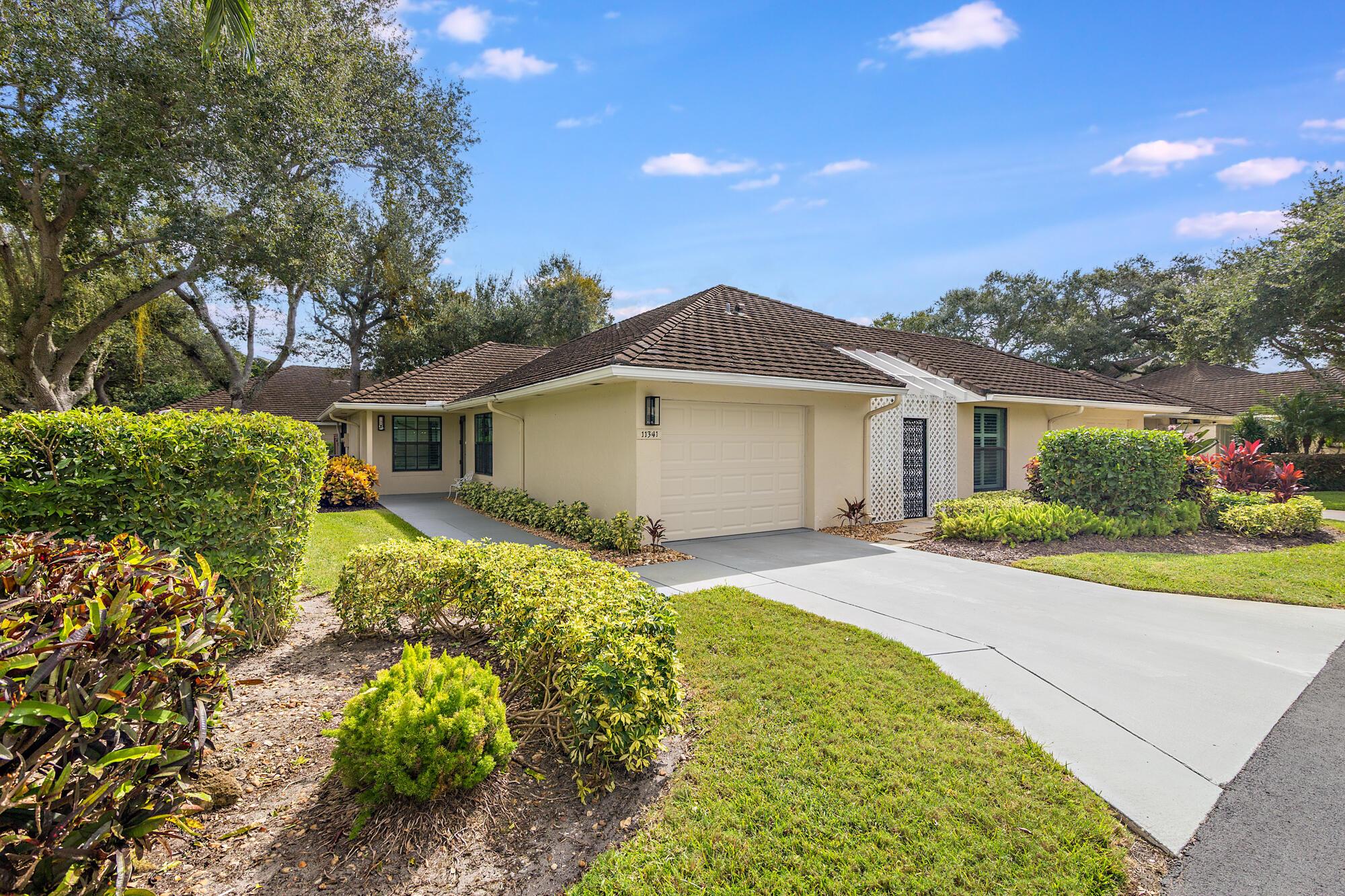 TWELVE OAKS CONDO - Residential