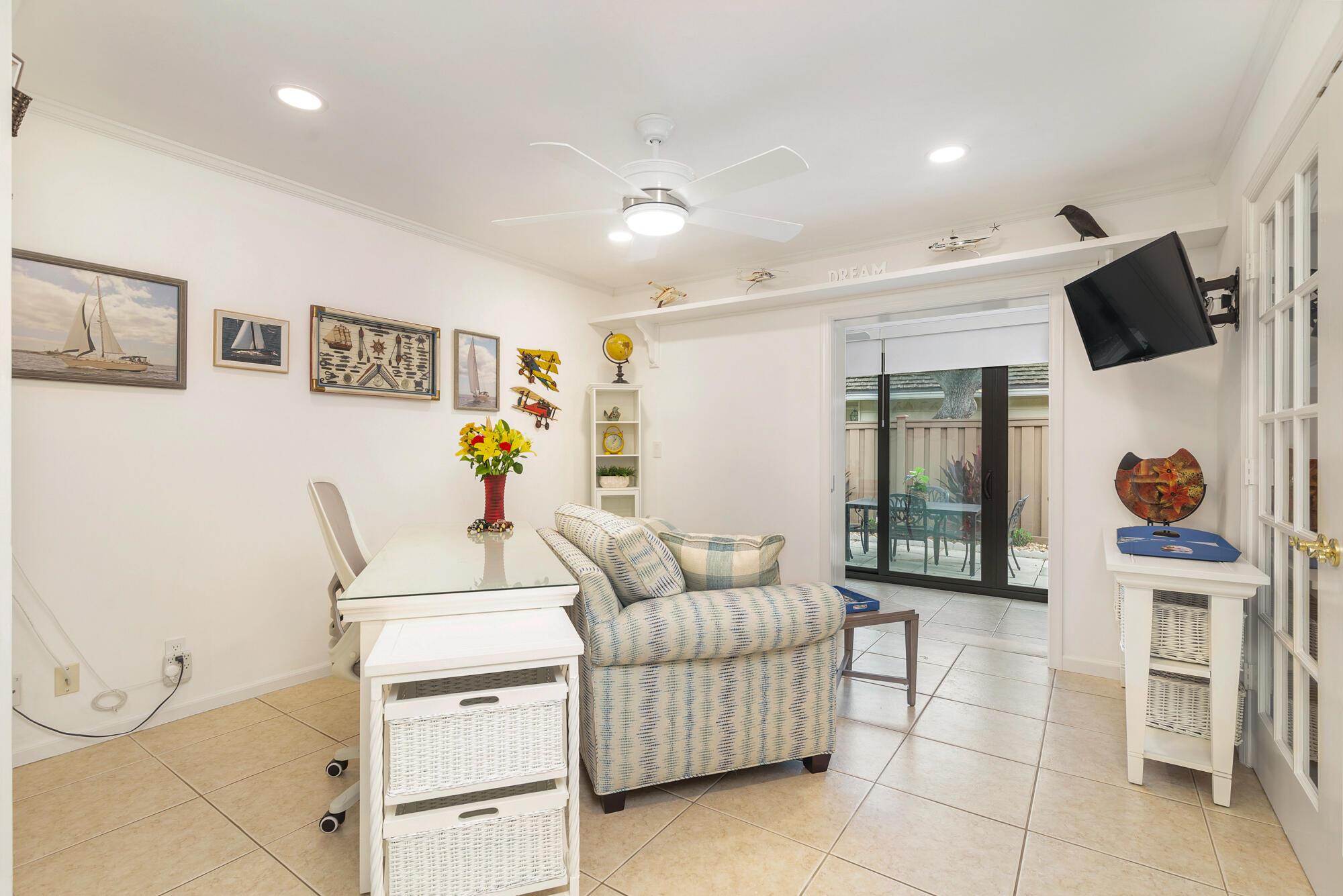 TWELVE OAKS CONDO - Residential