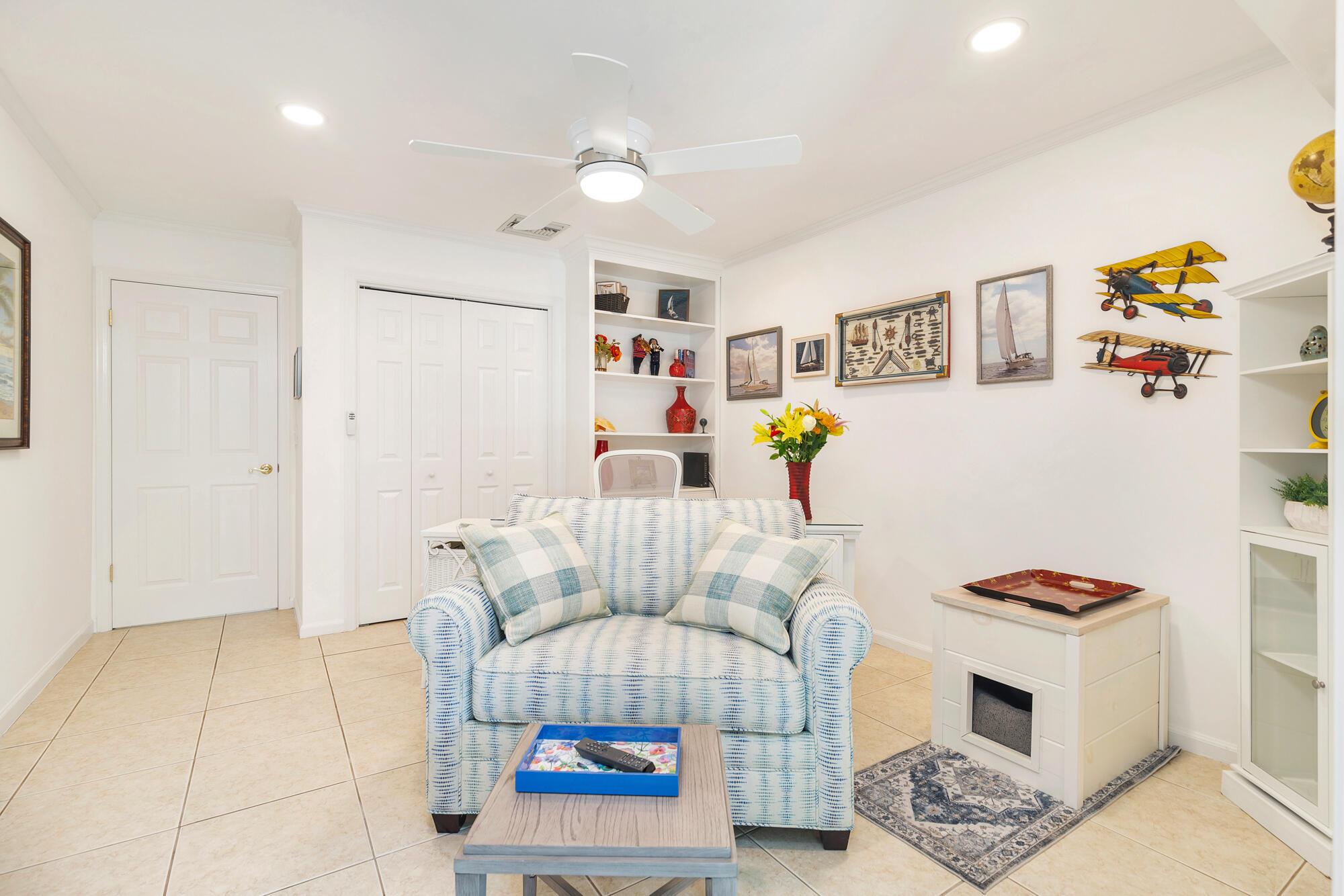 TWELVE OAKS CONDO - Residential