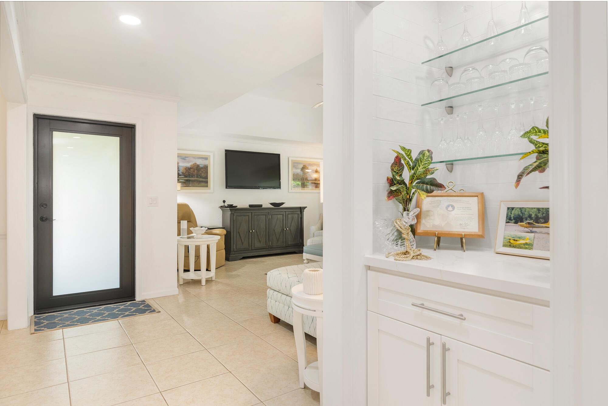 TWELVE OAKS CONDO - Residential