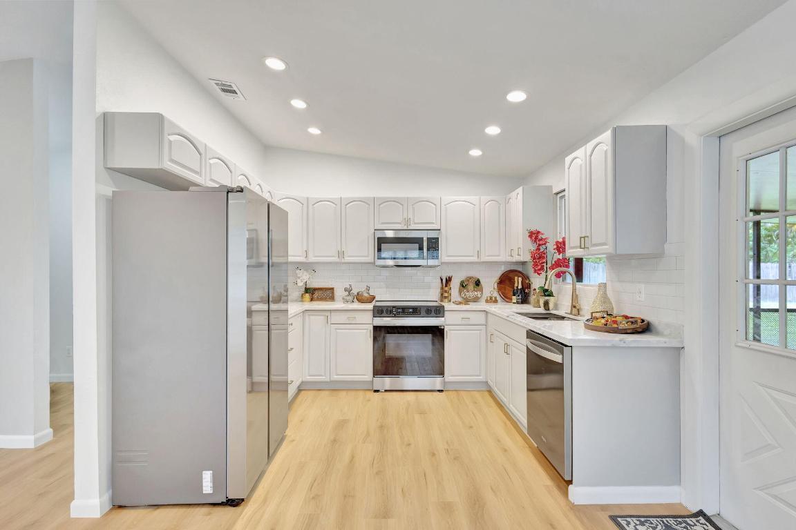 PALM BEACH RANCHETTES - Residential Lease