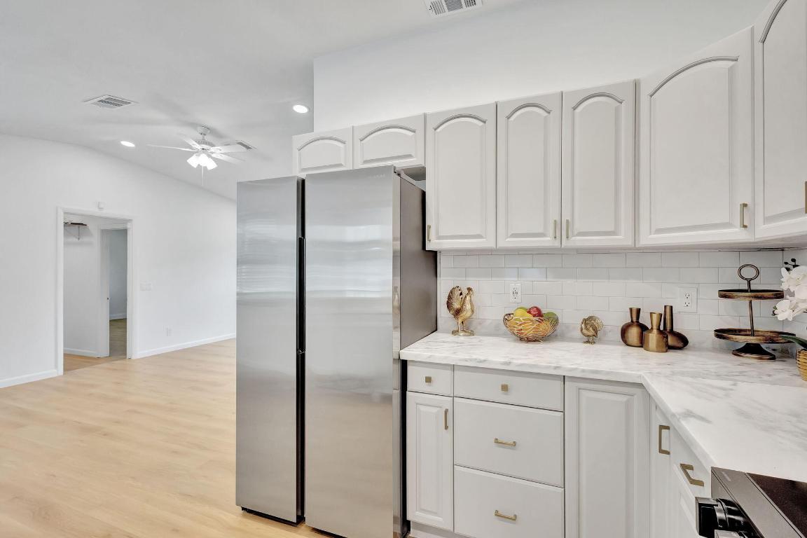 PALM BEACH RANCHETTES - Residential Lease